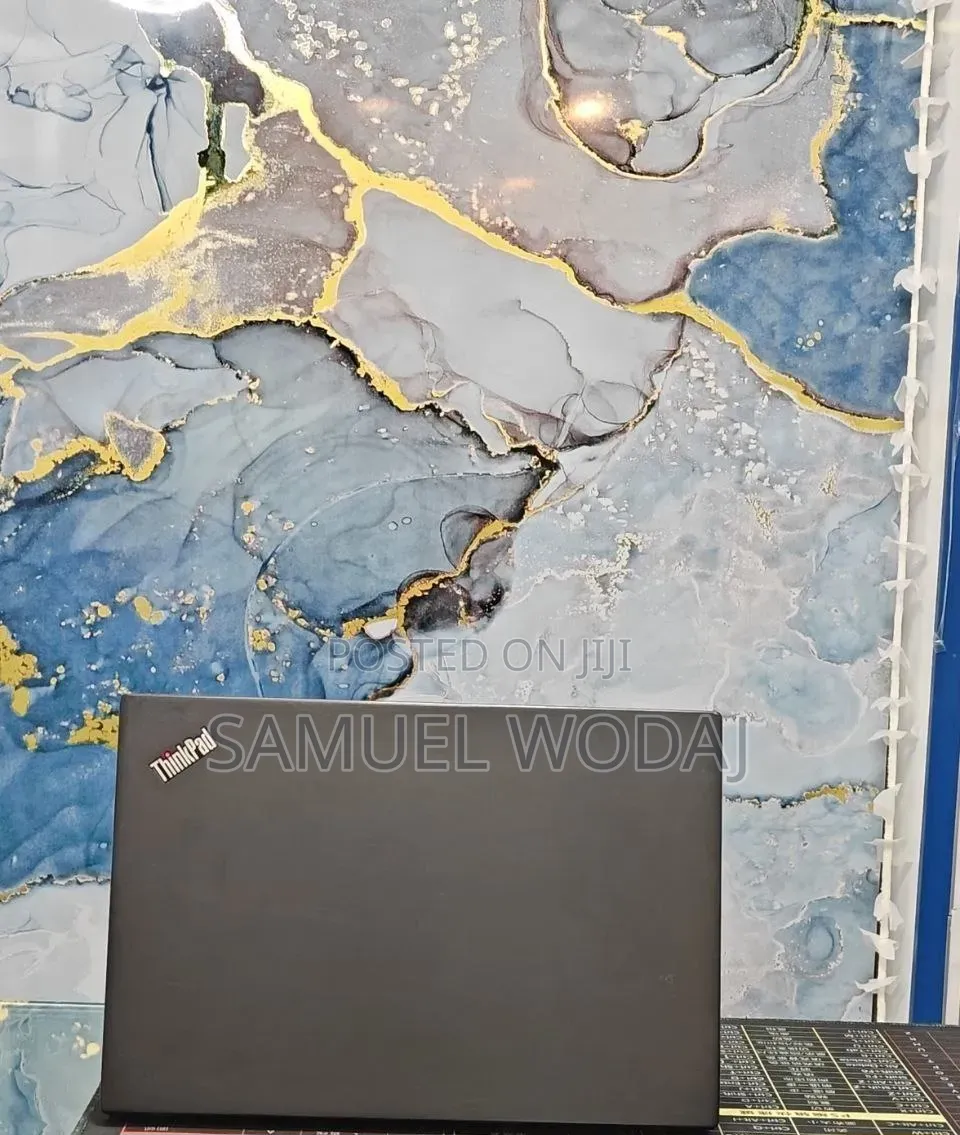 New Laptop Lenovo ThinkPad T480 8GB Intel Core i7 SSD 512GB