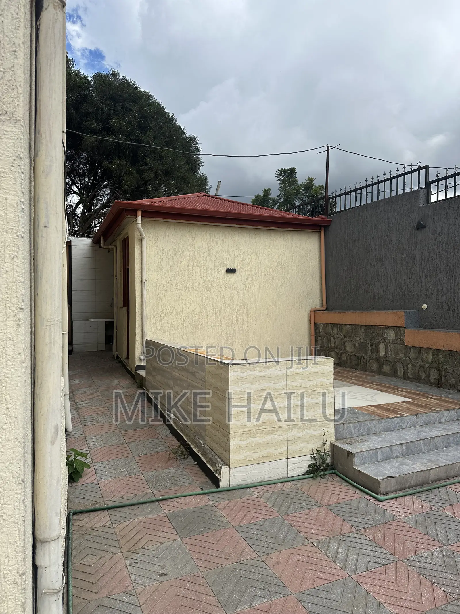 Furnished 16bdrm House in Yeka for rent