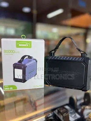 Rugga's 80,000mAh Power Bank With Light 