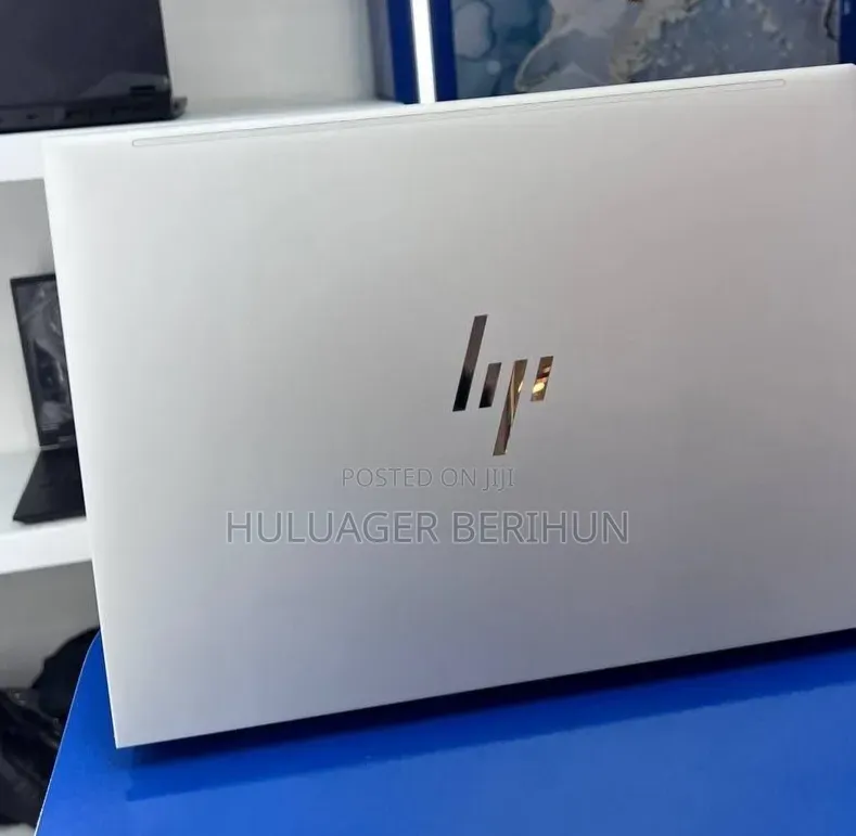 New Laptop HP EliteBook 840 G9 16GB Intel Core i7 SSD 512GB
