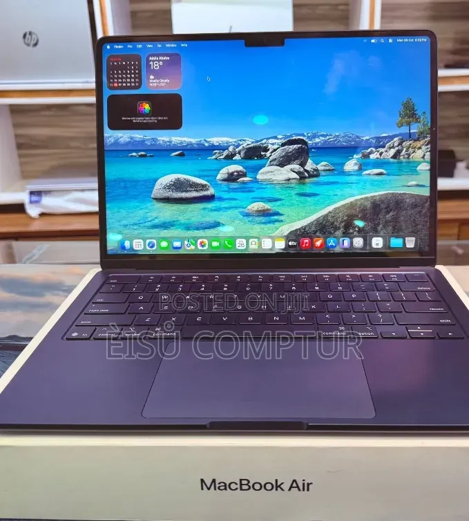 New Laptop Apple MacBook Air 2025 M4 16GB Apple M4 SSD 256GB