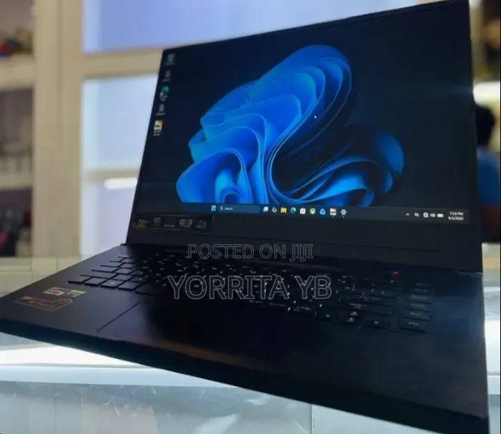 New Laptop Asus ROG Zephyrus G15 16GB AMD Ryzen 7 SSD 512GB