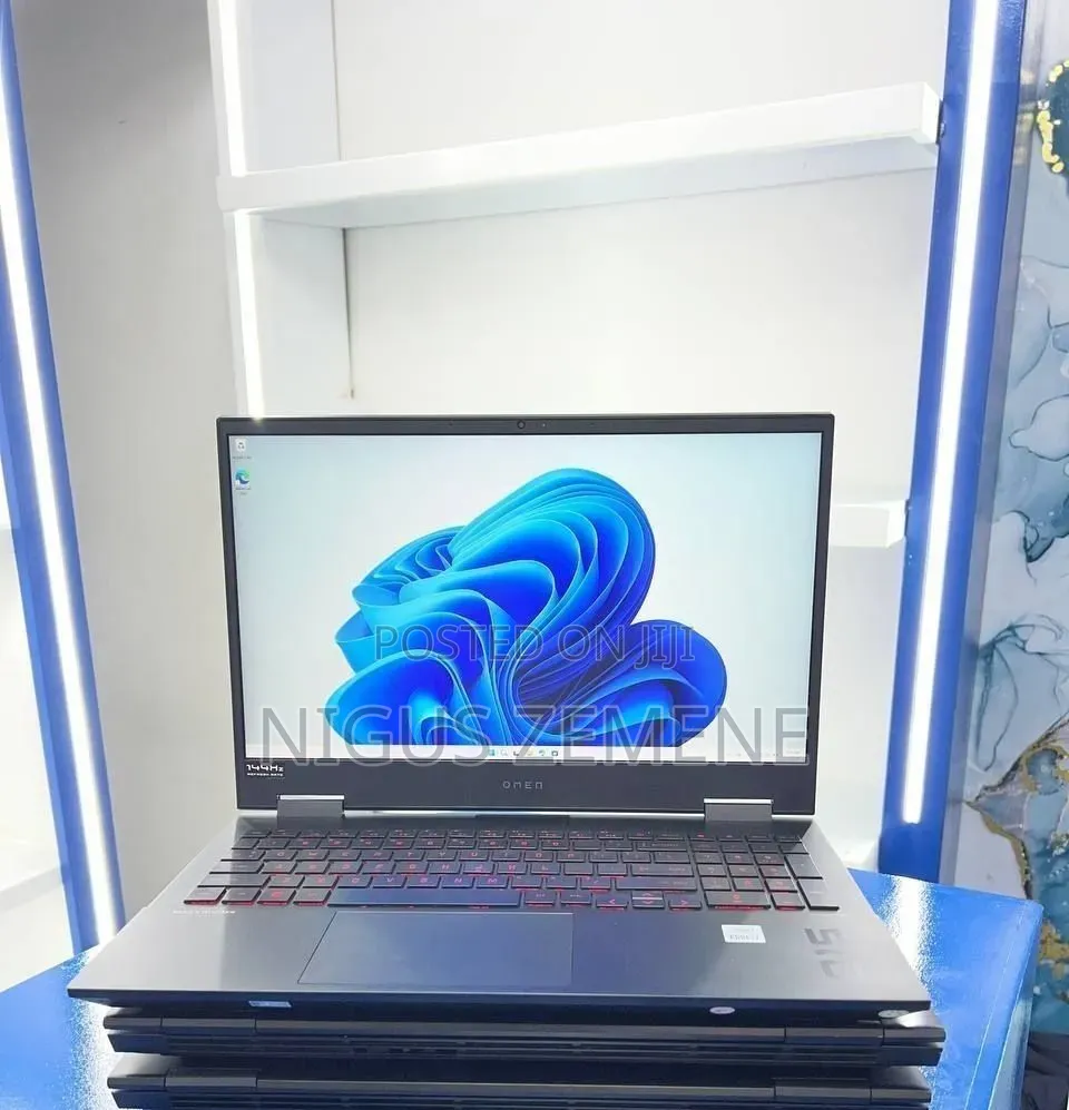 New Laptop HP Omen 15 16GB Intel Core i7 SSD 512GB