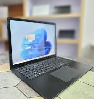 New Laptop Microsoft Surface Laptop 4 16GB Intel Core i7 SSD 512GB