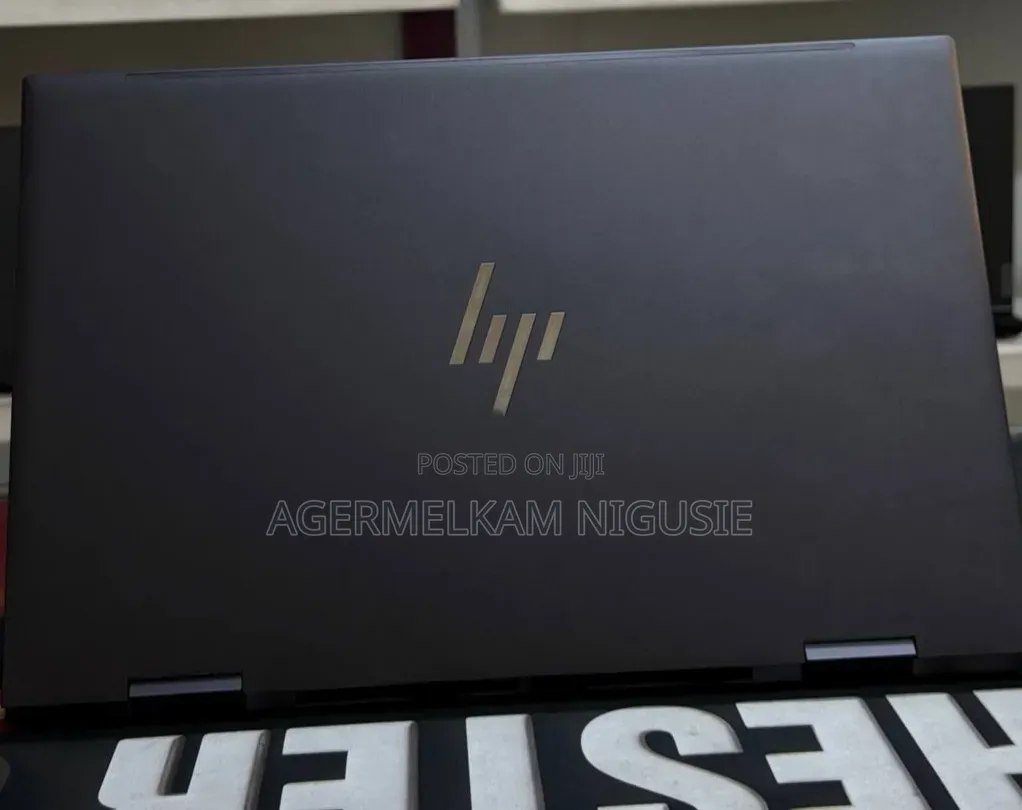 New Laptop HP Envy X2 16GB AMD Ryzen 7 SSD 512GB