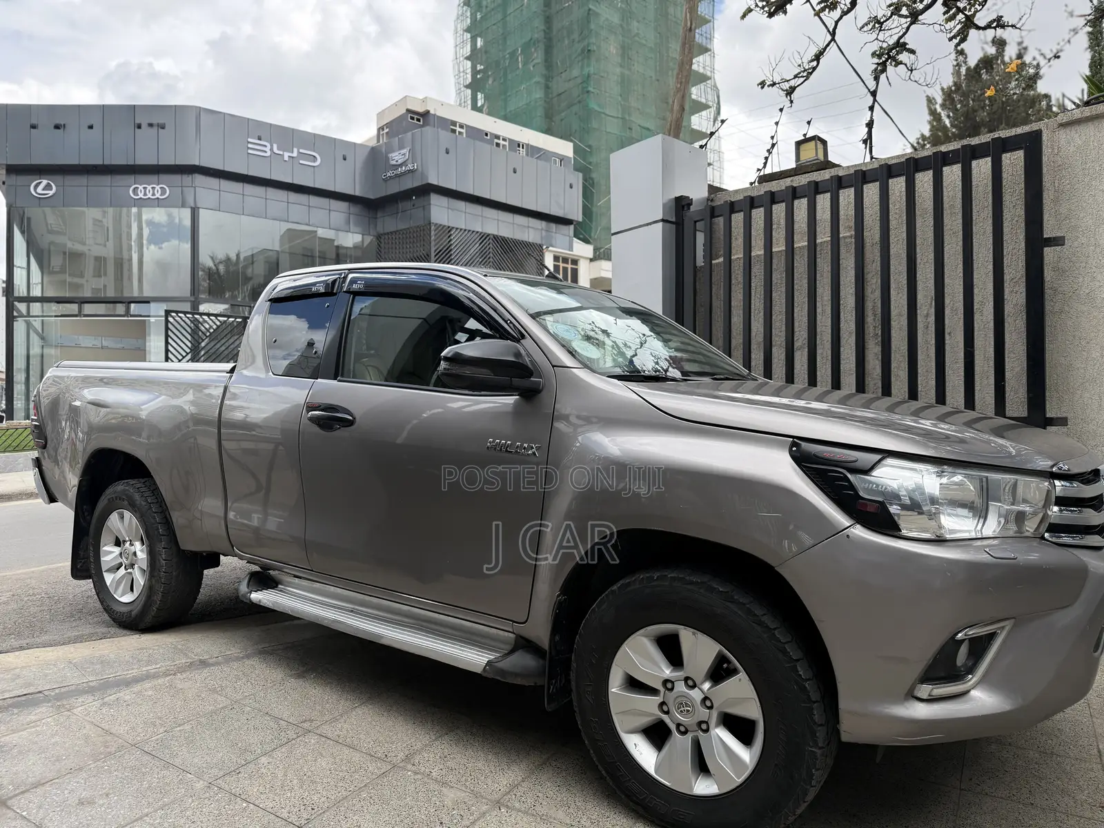 Toyota Hilux Revo Double Cab Deisel 2.4 AWD 2019 Gray