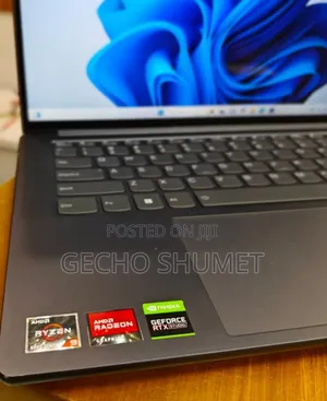 New Laptop Lenovo Yoga Slim 7 32GB AMD Ryzen 9 SSD 512GB