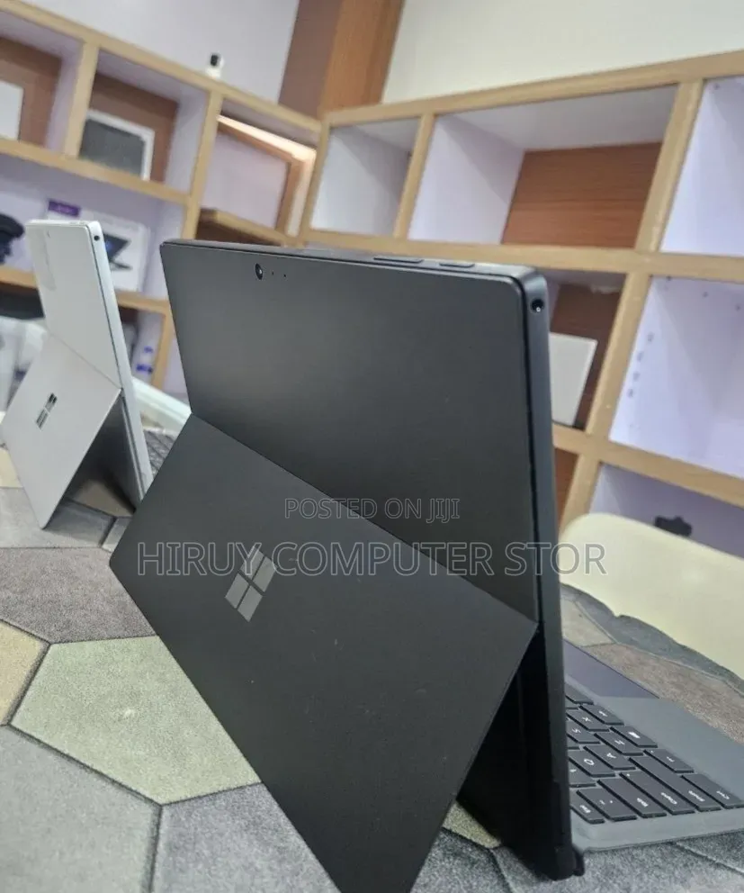 New Laptop Microsoft Surface Pro 6 16GB Intel Core i7 SSD 512GB