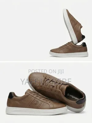 Timberland Brown Shoe
Size 40 41 Made in Vietnam
