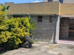 2bdrm House in አቃቂ ቃሊት, Akaky Kaliti for sale