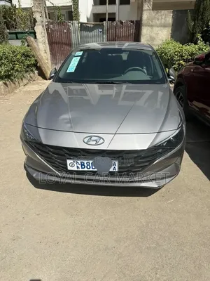 Hyundai Elantra 2022 Gray