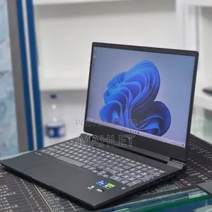 New Laptop HP Victus 15 16GB Intel Core i7 SSD 1T