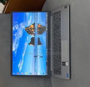 New Laptop Lenovo 16GB Intel Core i5 SSD 512GB