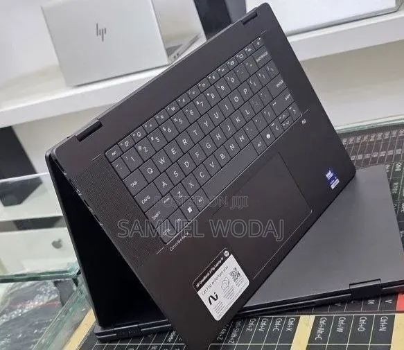 New Laptop HP OmniBook X Flip 16" 16GB Intel Core Ultra 7 SSD 1T