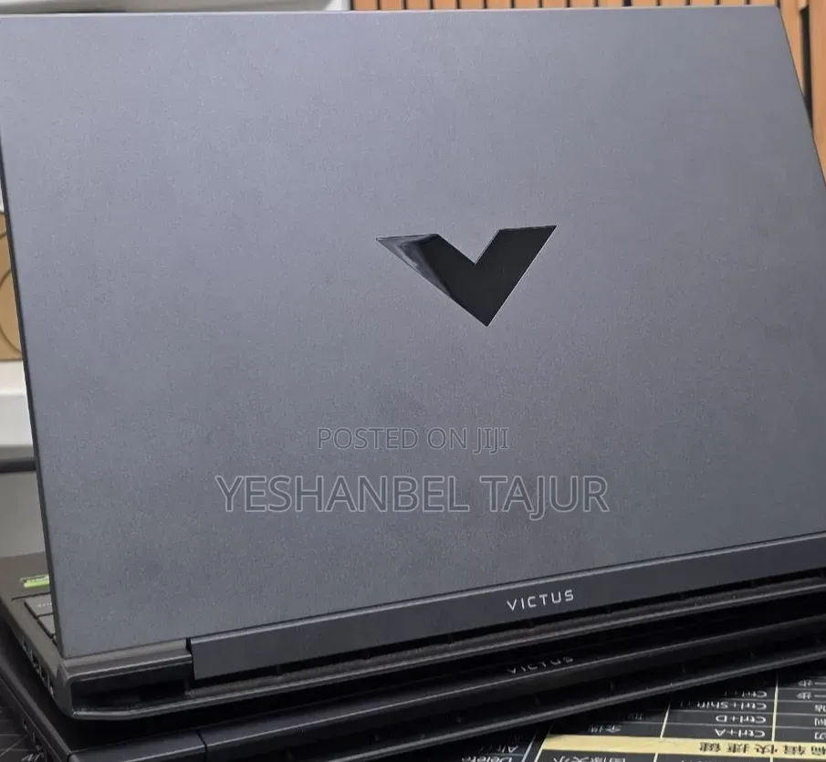 New Laptop HP Victus 15 16GB AMD Ryzen 7 SSD 512GB