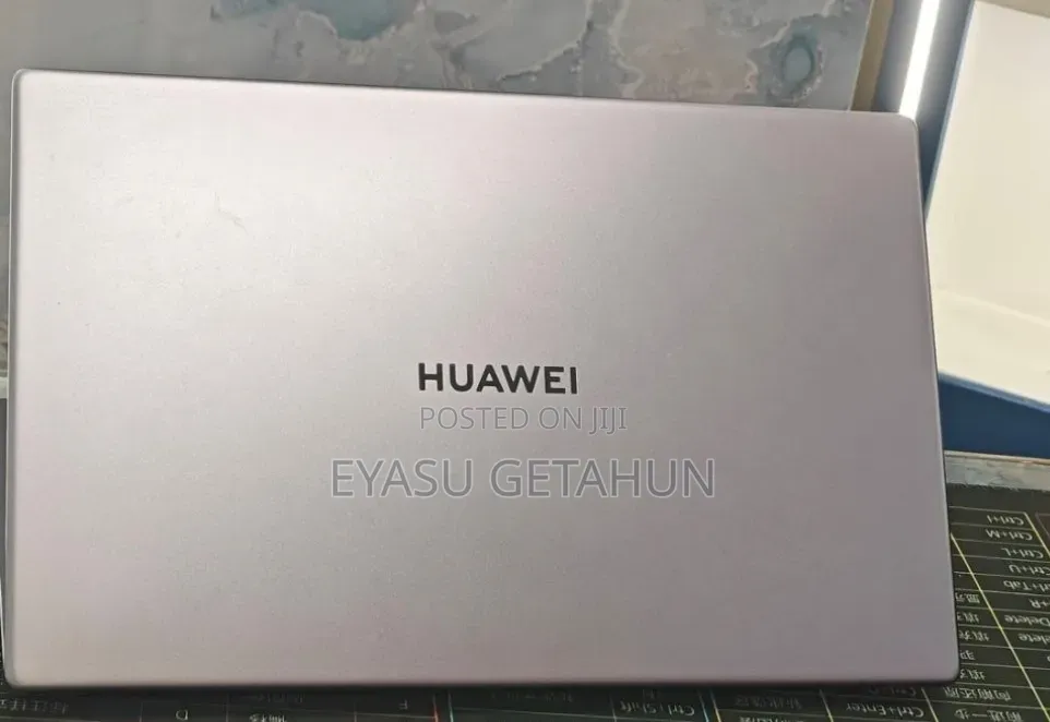 New Laptop Huawei 8GB Intel Core i3 SSD 256GB