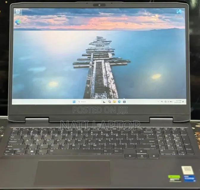 New Laptop Lenovo LOQ 15ARP9 16GB Intel Core i5 SSD 512GB