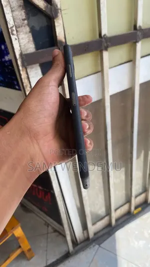 Apple iPhone 11 Pro Max 64 GB