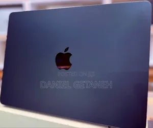 New Laptop Apple MacBook Air 2025 M4 16GB Apple M4 SSD 256GB