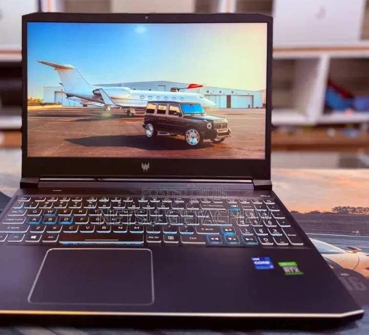 New Laptop Acer Predator Helios 300 16GB Intel Core i7 SSD 512GB