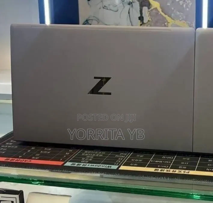 New Laptop HP ZBook Power G7 16GB Intel Core i7 SSD 512GB