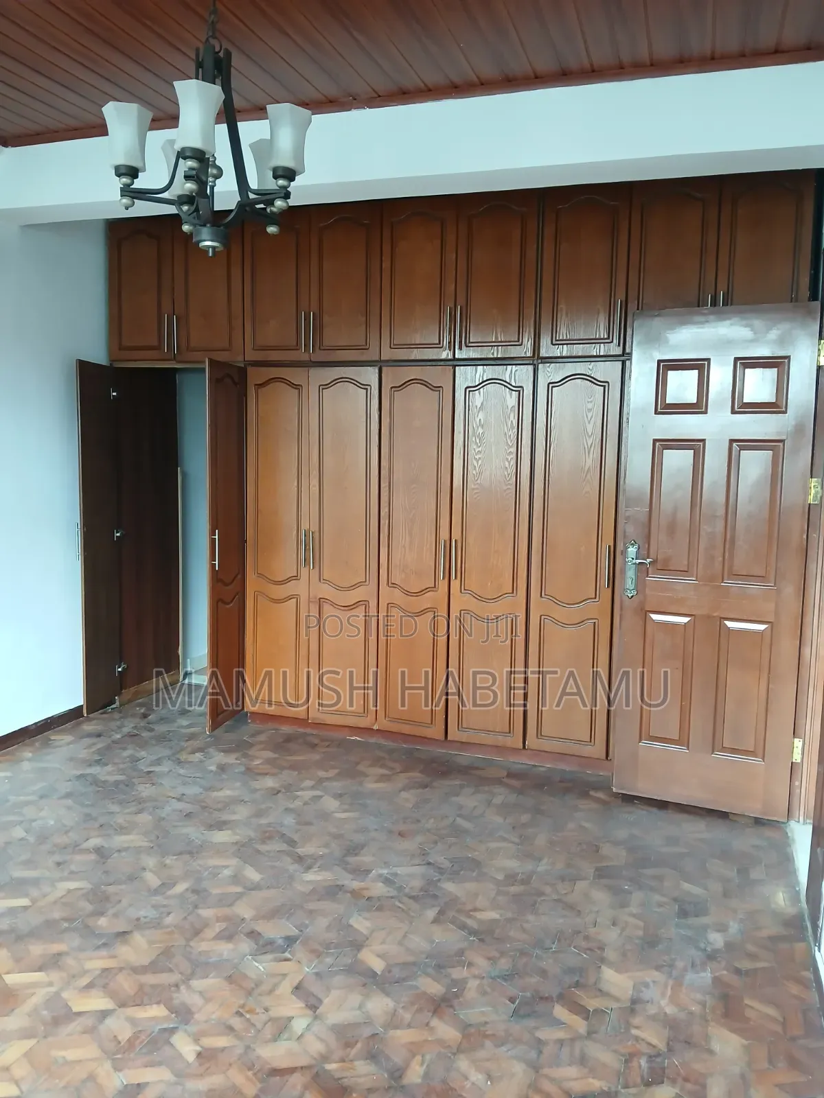 Furnished 5bdrm House in የግል, Nifas Silk-Lafto for sale