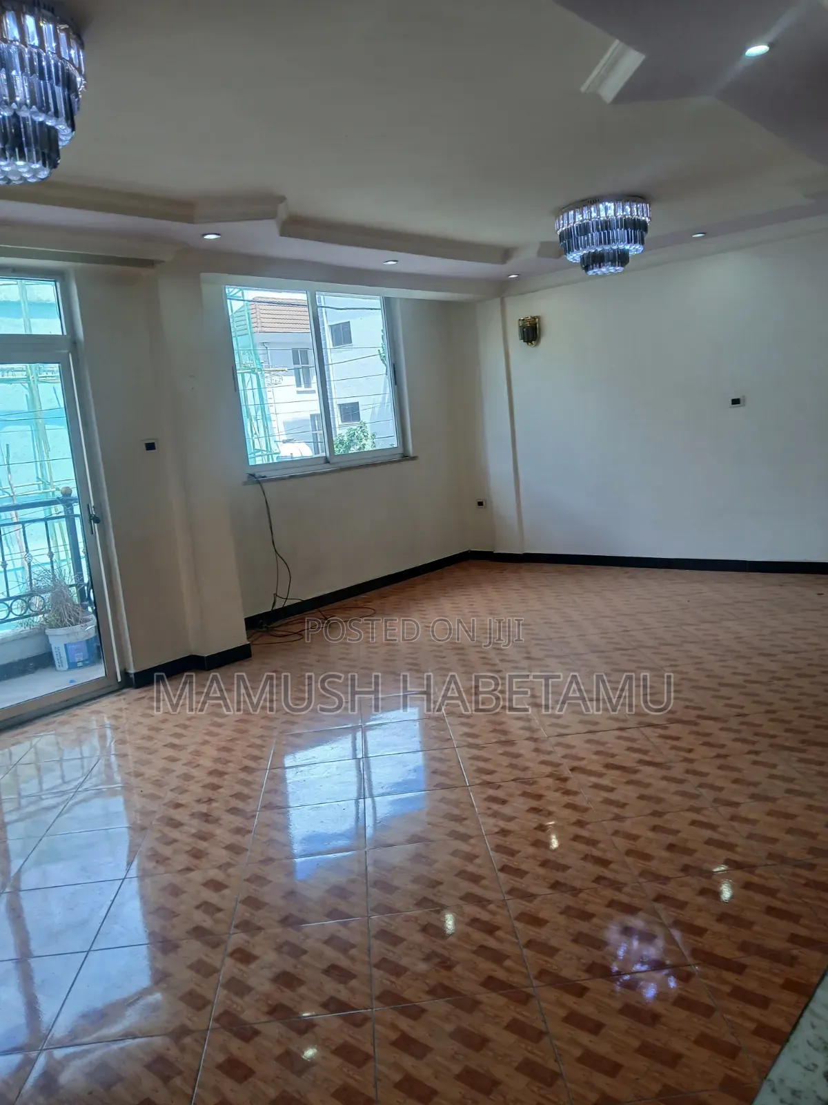 Furnished 5bdrm House in የግል, Nifas Silk-Lafto for sale