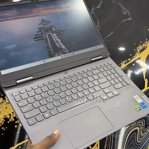 New Laptop Lenovo LOQ 15IRH8 16GB Intel Core i5 SSD 512GB
