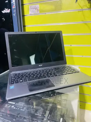 Laptop Acer 8GB Intel Core i5 HDD 500GB