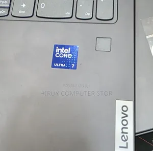 New Laptop Lenovo Yoga 7i 16GB Intel Core Ultra 7 SSD 512GB
