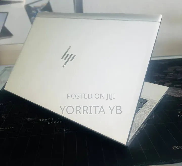 New Laptop HP EliteBook 830 G8 16GB Intel Core i5 SSD 512GB