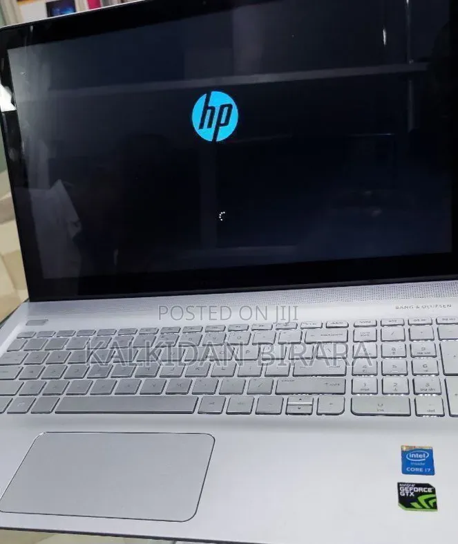 New Laptop HP 8GB Intel Core i7 SSD 128GB