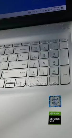 New Laptop HP 8GB Intel Core i7 SSD 128GB