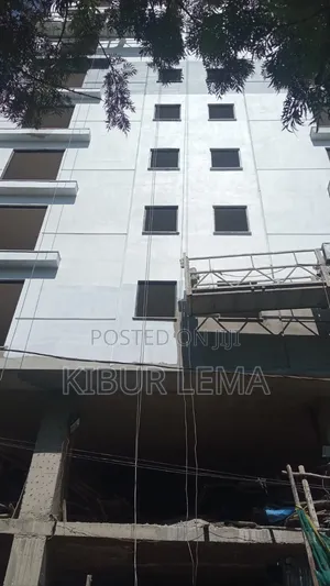 3bdrm Apartment in አፍሪሆምስ, Kirkos for sale