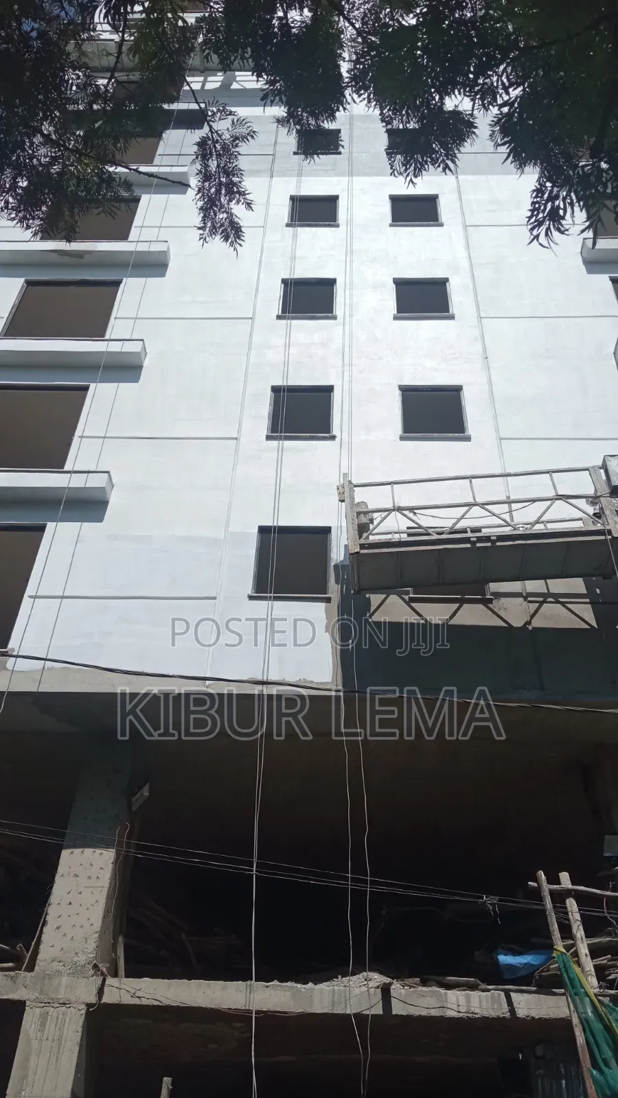 3bdrm Apartment in አፍሪሆምስ, Kirkos for sale