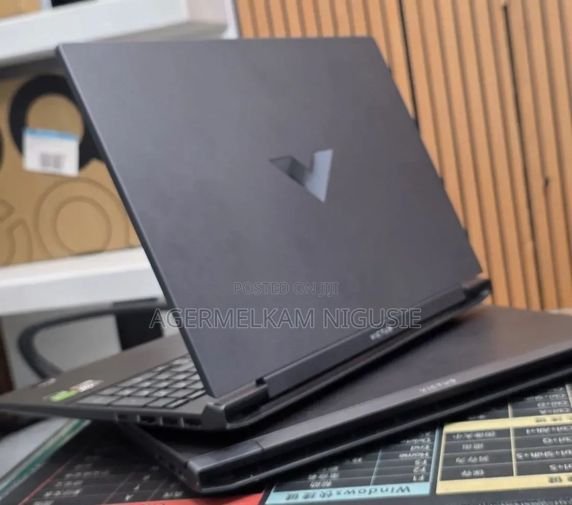 New Laptop HP Victus 16 16GB AMD Ryzen 7 SSD 512GB