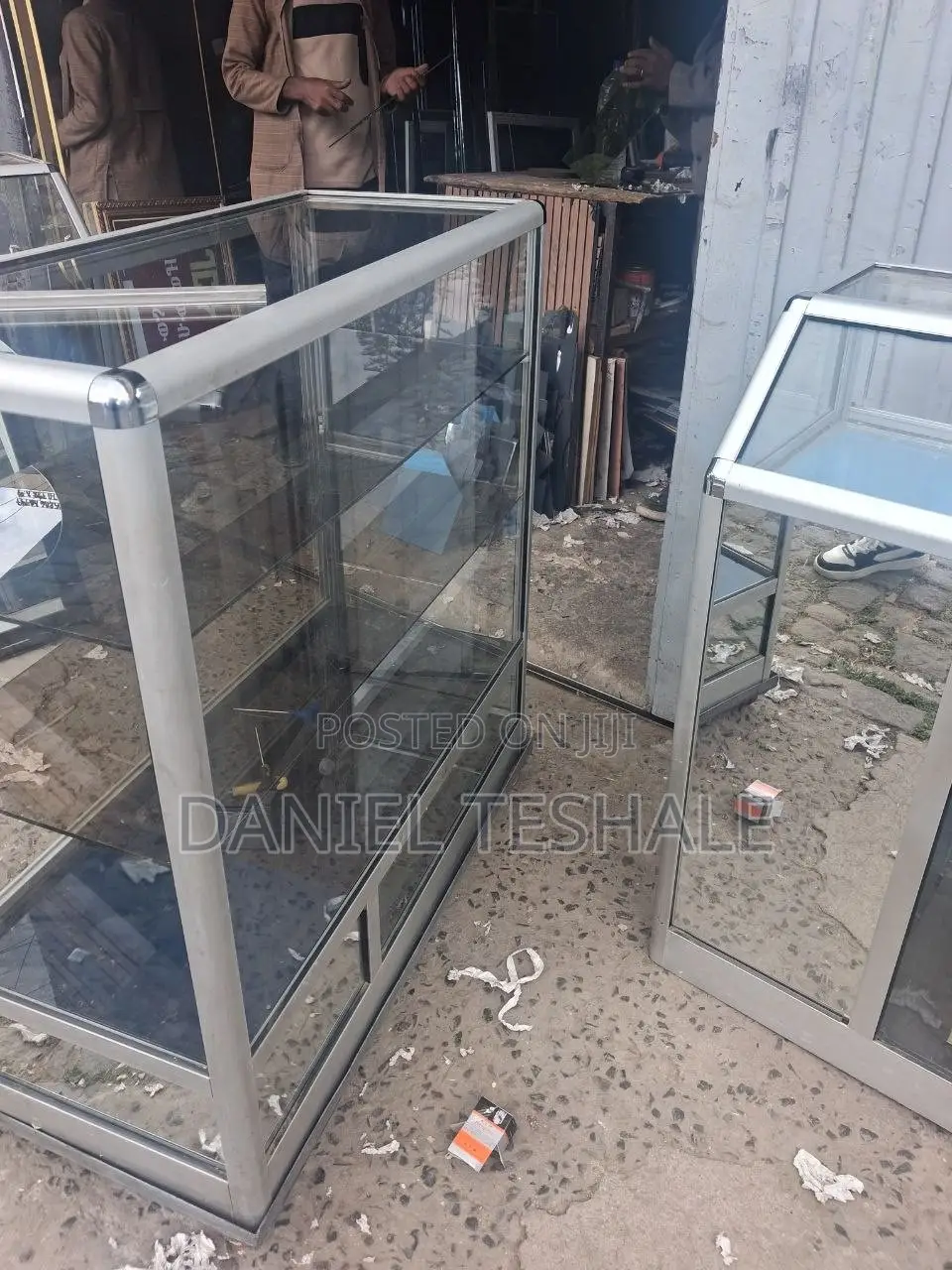 Premium Glass for Aluminum Glass Display /Shop Showcase for Sale