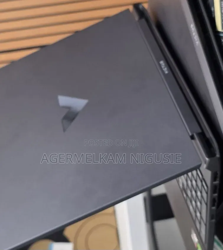New Laptop HP Victus 16 16GB AMD Ryzen 7 SSD 512GB
