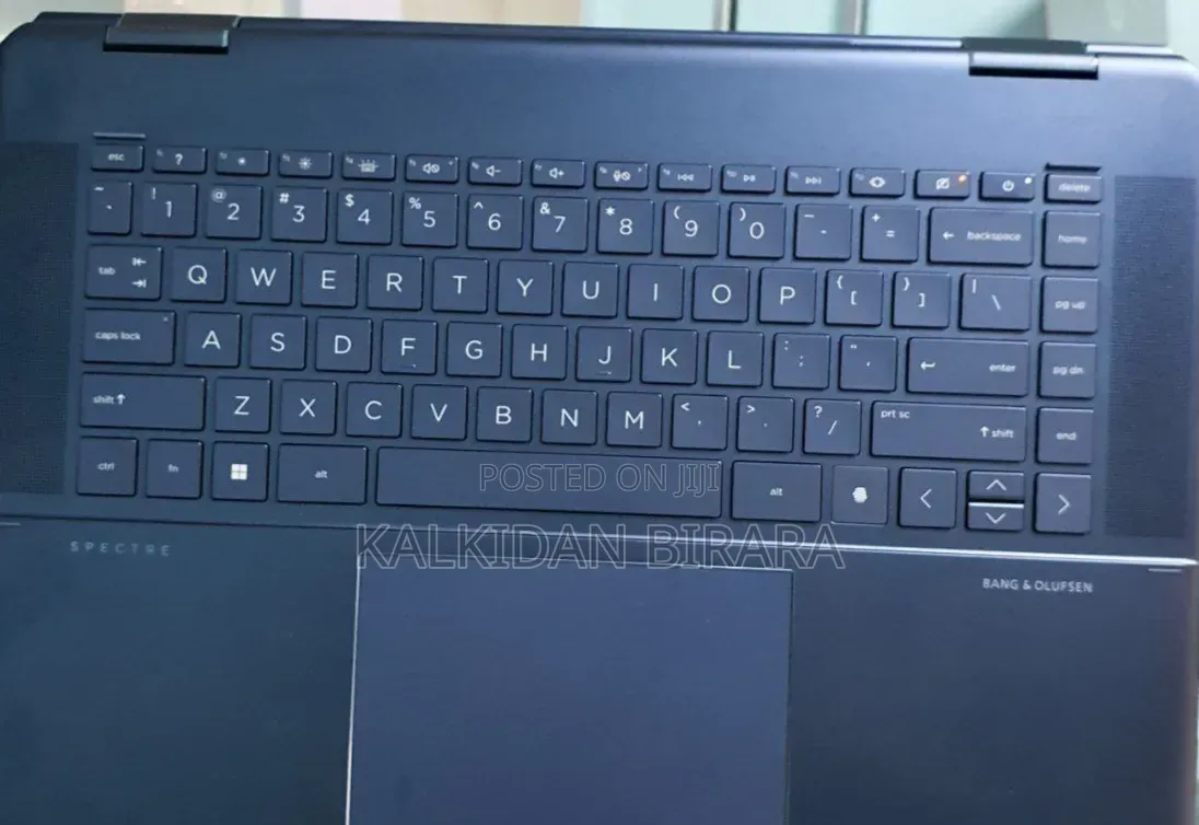 New Laptop HP Spectre 16GB Intel Core i7 SSD 1T