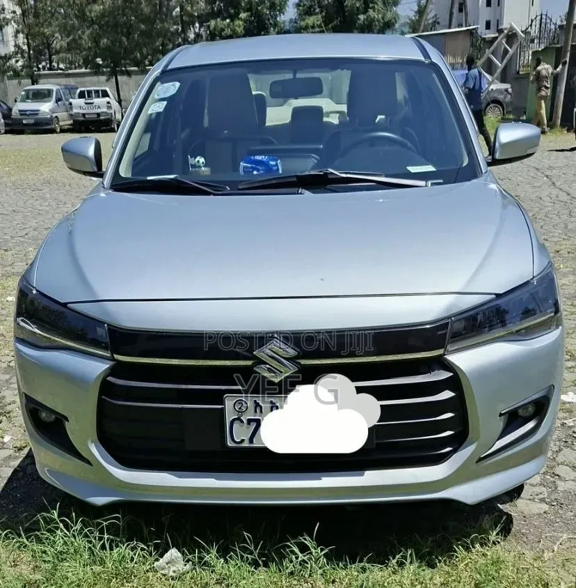 Suzuki Dzire 2025 Silver