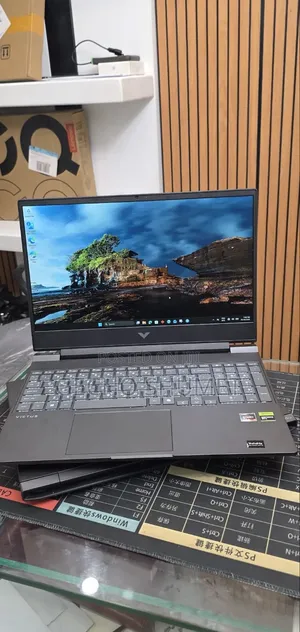 New Laptop HP Victus 15 8GB AMD Ryzen 5 SSD 512GB