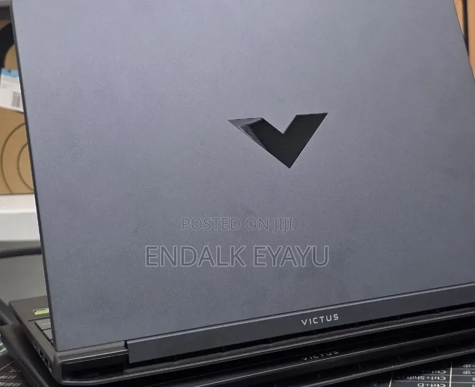 New Laptop HP Victus 16 16GB AMD Ryzen 7 SSD 512GB