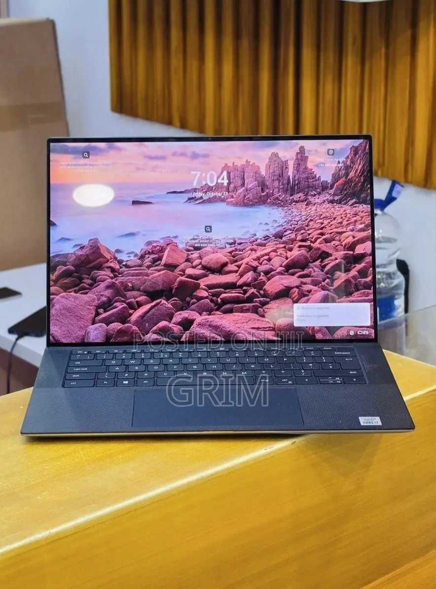 New Laptop Dell Precision 5550 16GB Intel Core i7 SSD 512GB