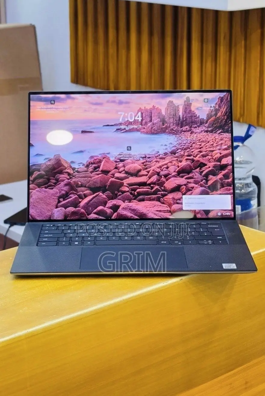 New Laptop Dell Precision 5550 16GB Intel Core i7 SSD 512GB