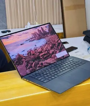 New Laptop Dell Precision 5550 16GB Intel Core i7 SSD 512GB