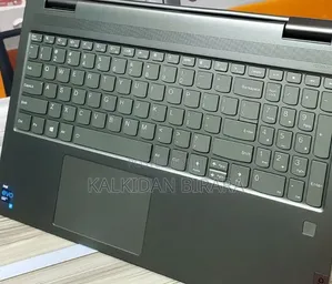 New Laptop Lenovo Yoga 7i 12GB Intel Core i7 SSD 512GB