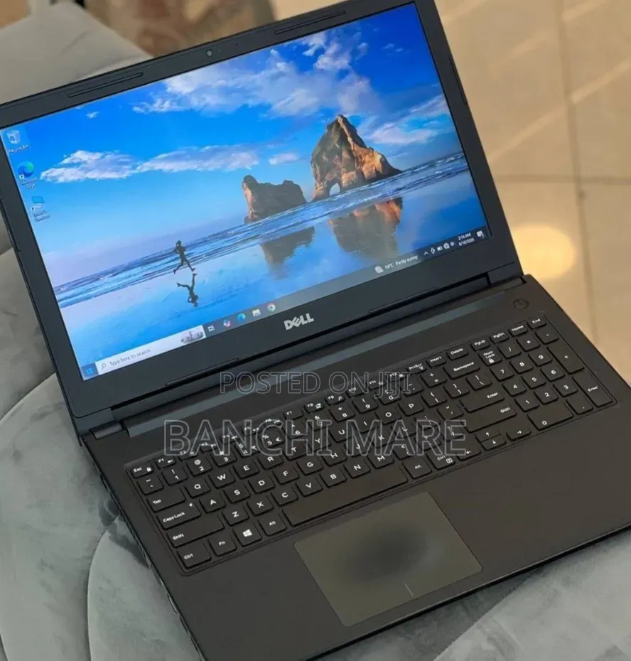 New Laptop Dell Vostro 15 3000 8GB Intel Core i5 HDD 500GB