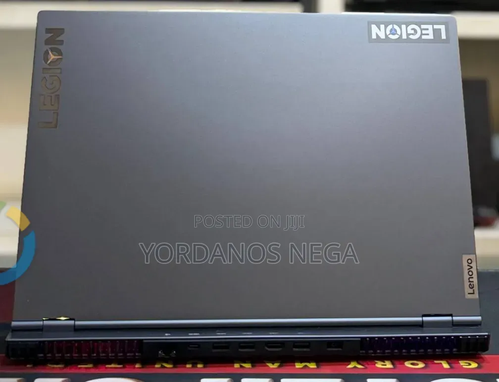 New Laptop Lenovo Legion 5 32GB AMD Ryzen 9 SSD 1T