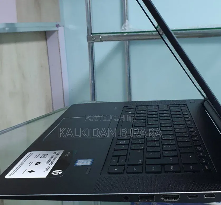 New Laptop HP ZBook 14 16GB Intel Core i7 SSD 512GB