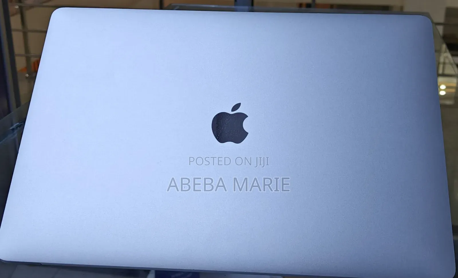New Laptop Apple MacBook Pro 2019 16GB Intel Core i9 SSD 512GB